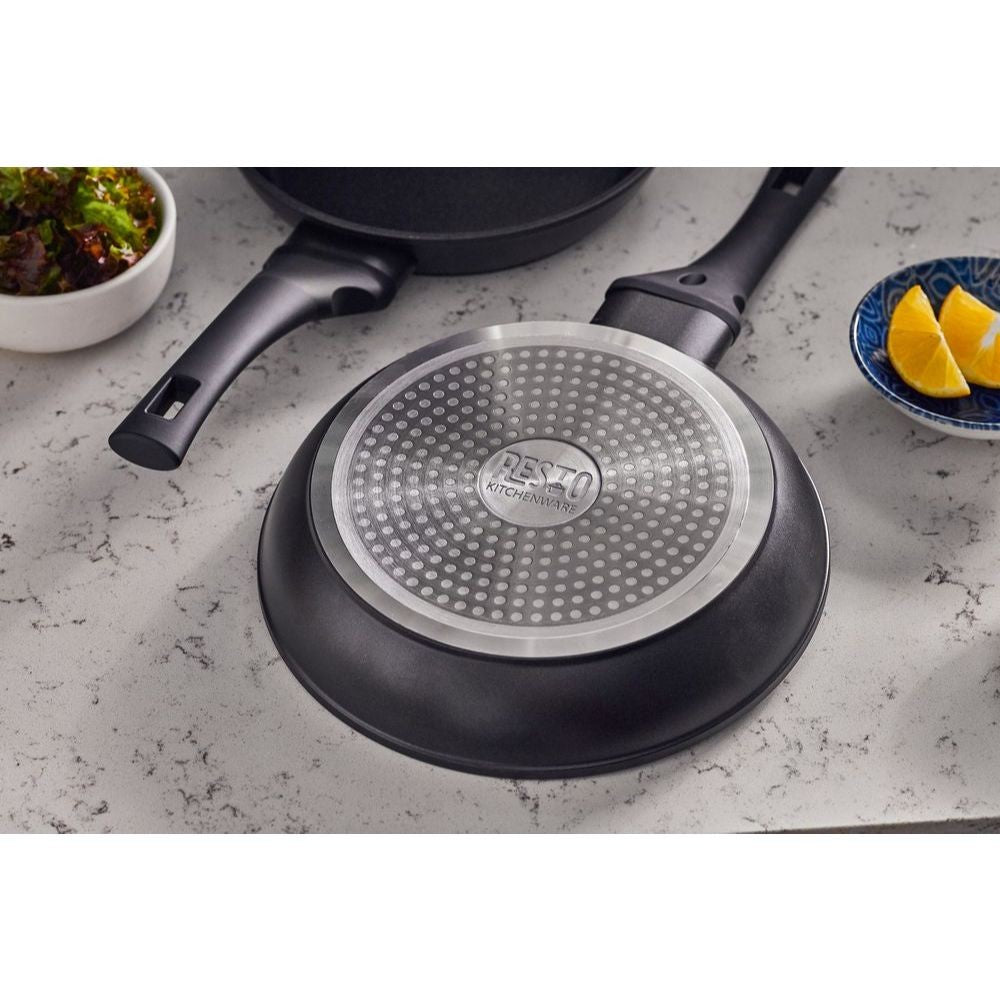 Resto Kitchenware Sagitta Frypan 20cm/22cm/24cm/26cm/28cm