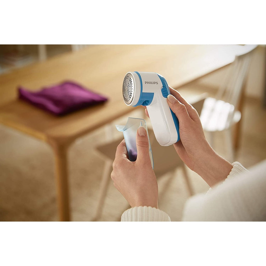 Philips Fabric Shaver GC026 White Blue