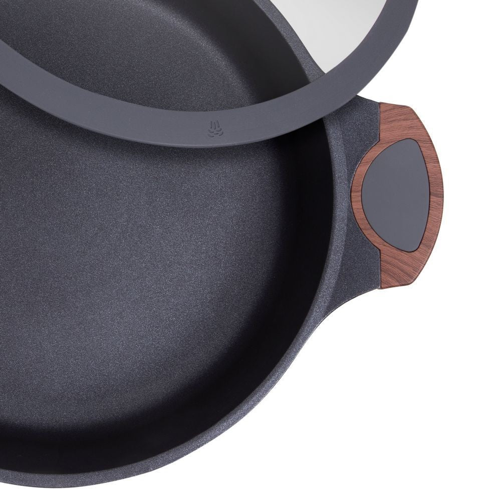 Resto Kitchenware CAPELLA 93506 Shallow pot with lid ⌀28 cm, h=8.0cm, 4.4L