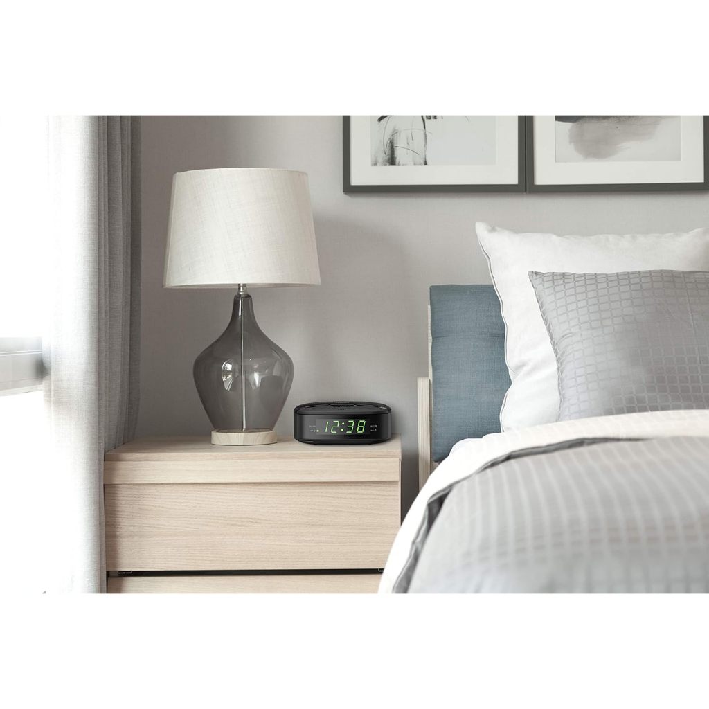 Philips FM Radio Digital Alarm Clock TAR3205-12